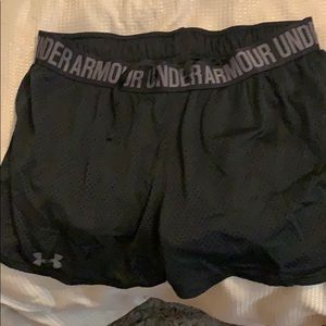 Under ARMOUR mesh shorts